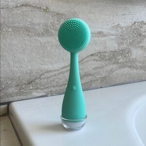 PMD Smart Facial Cleansing Device